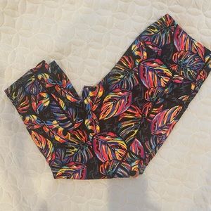 Constantly Varied Capri Leggings